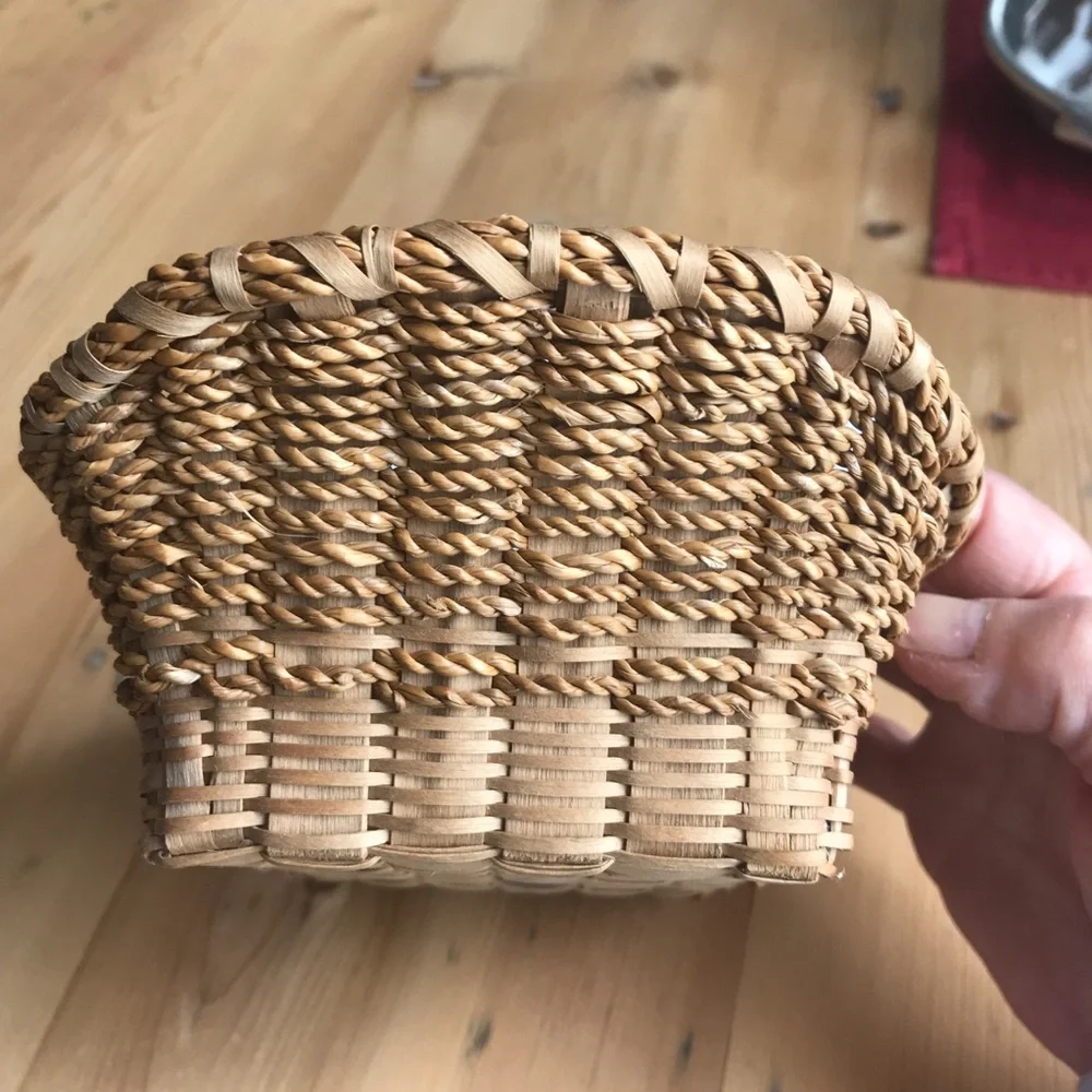 2/$30 Woven Basket mini sweet bread